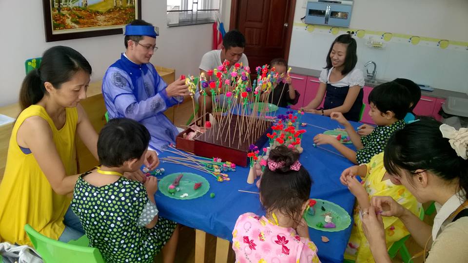 Tò he Bé trải nghiệm cùng Nghệ Nhân Nhân Dân Nguyễn Văn Thành