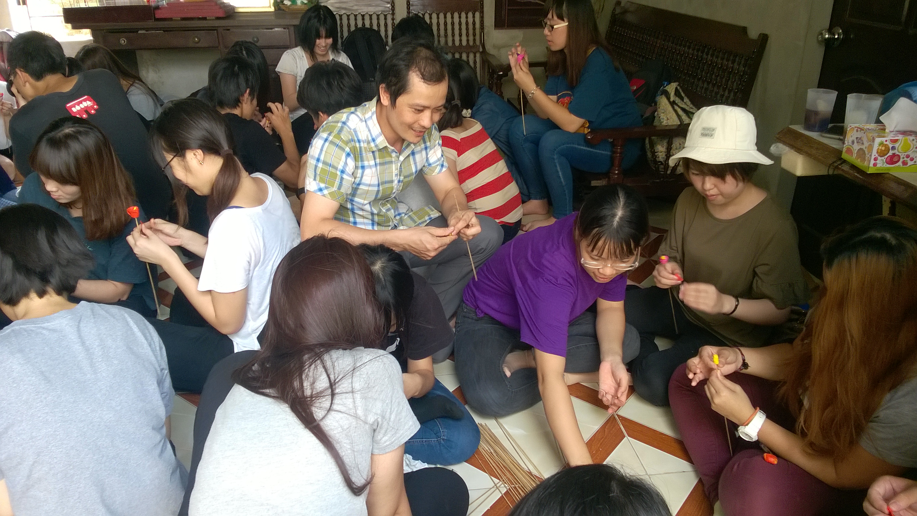 Trải ngiệm nặn tò he tại gia đình Nghệ Nhân Nguyễn văn Thành